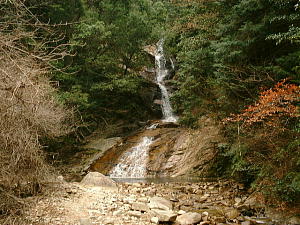 加賀津の滝