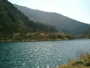 立岩ダム湖１